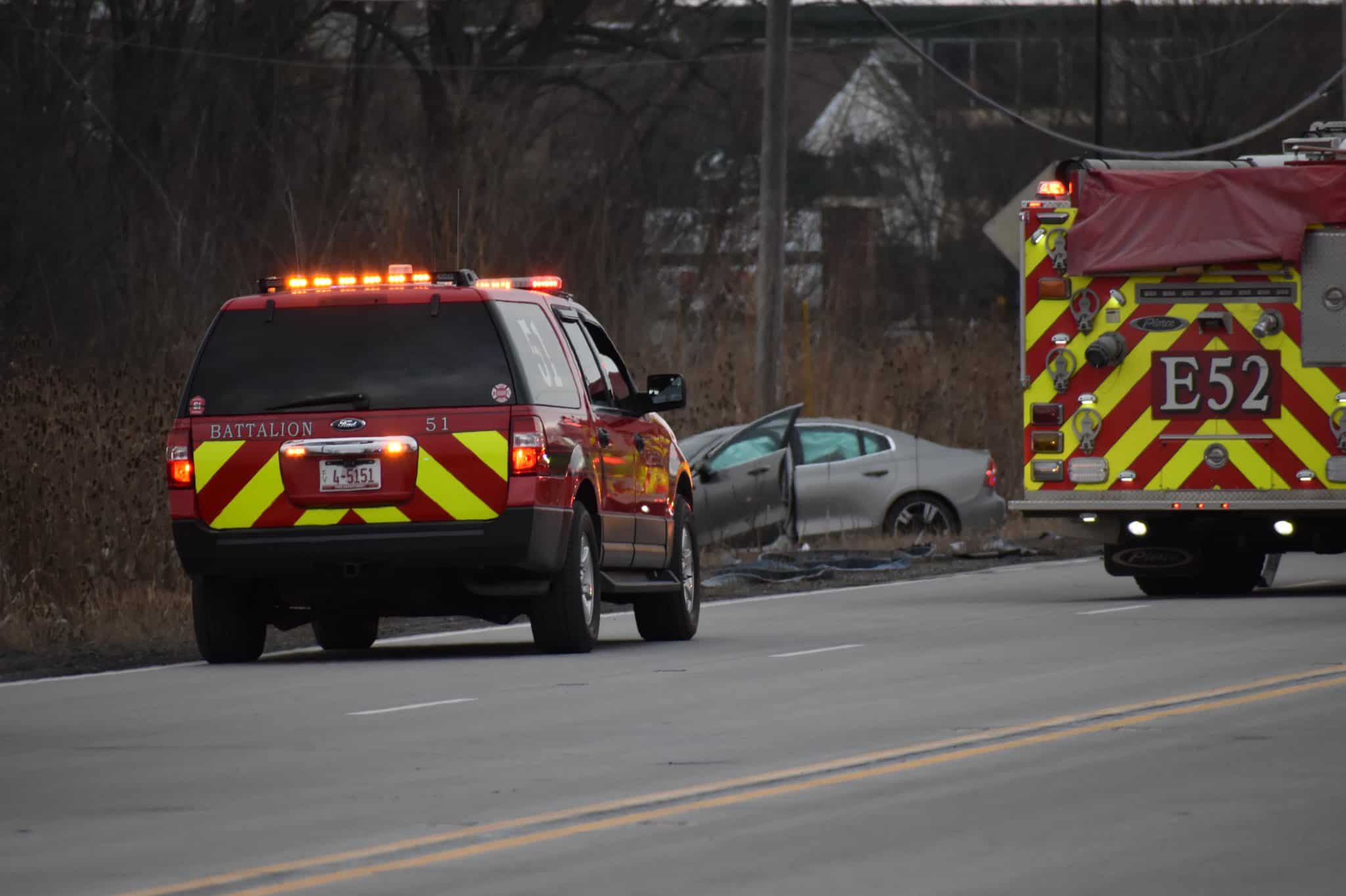 3 seriously injured after twovehicle crash in Buffalo Grove