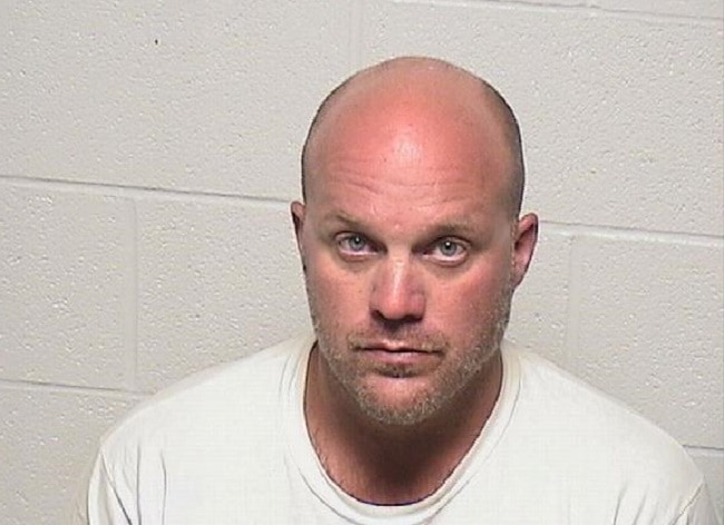 $500K bond for Ingleside man who allegedly strangled woman who wanted to get off his boat near Fox Lake
