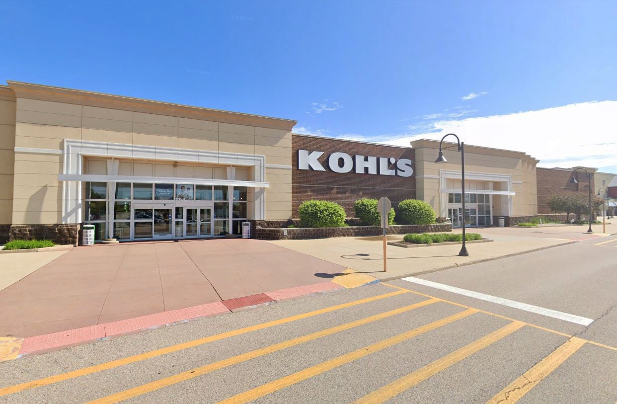 Offenders force entry and burglarize Kohl's store overnight in Crystal Lake - Lake and McHenry County Scanner