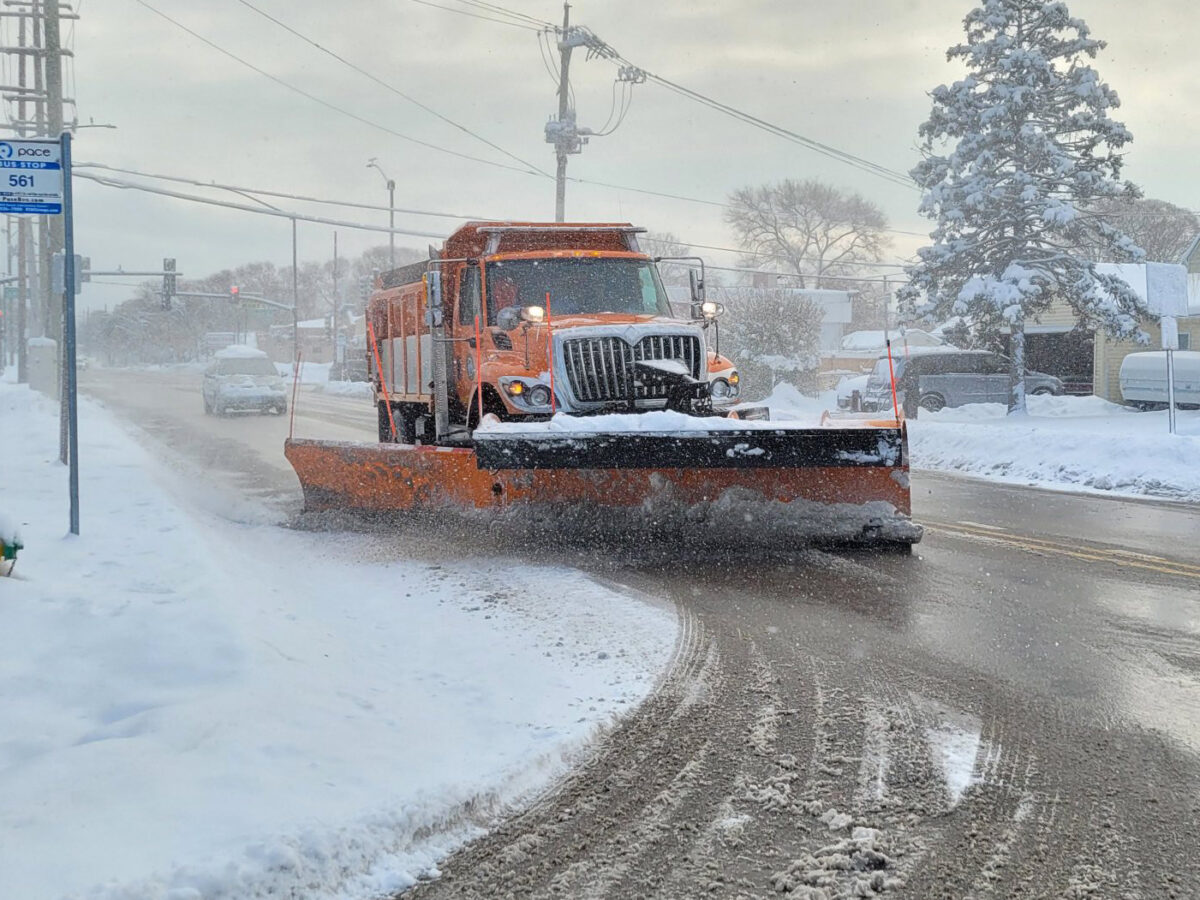 Snowplow truck